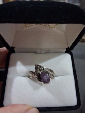 .925 Sterling Silver Marcasite 1 Carat Amythyst Statement Ring Size 7
